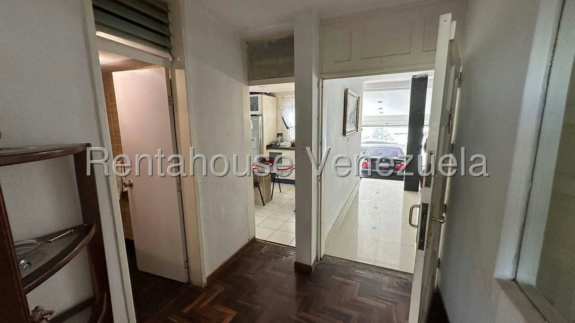 Casa (Multipes Niveles) en Venta en Colinas de Bello Monte, Distrito Metropolitano - 14
