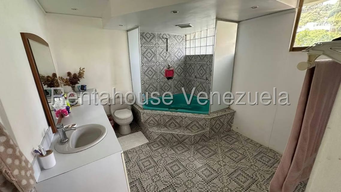 Casa (Multipes Niveles) en Venta en Colinas de Bello Monte, Distrito Metropolitano - 23