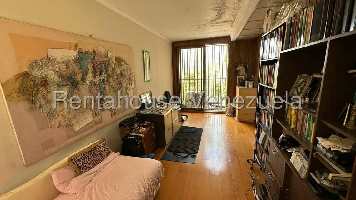 Casa (Multipes Niveles) en Venta en Colinas de Bello Monte, Distrito Metropolitano - 25