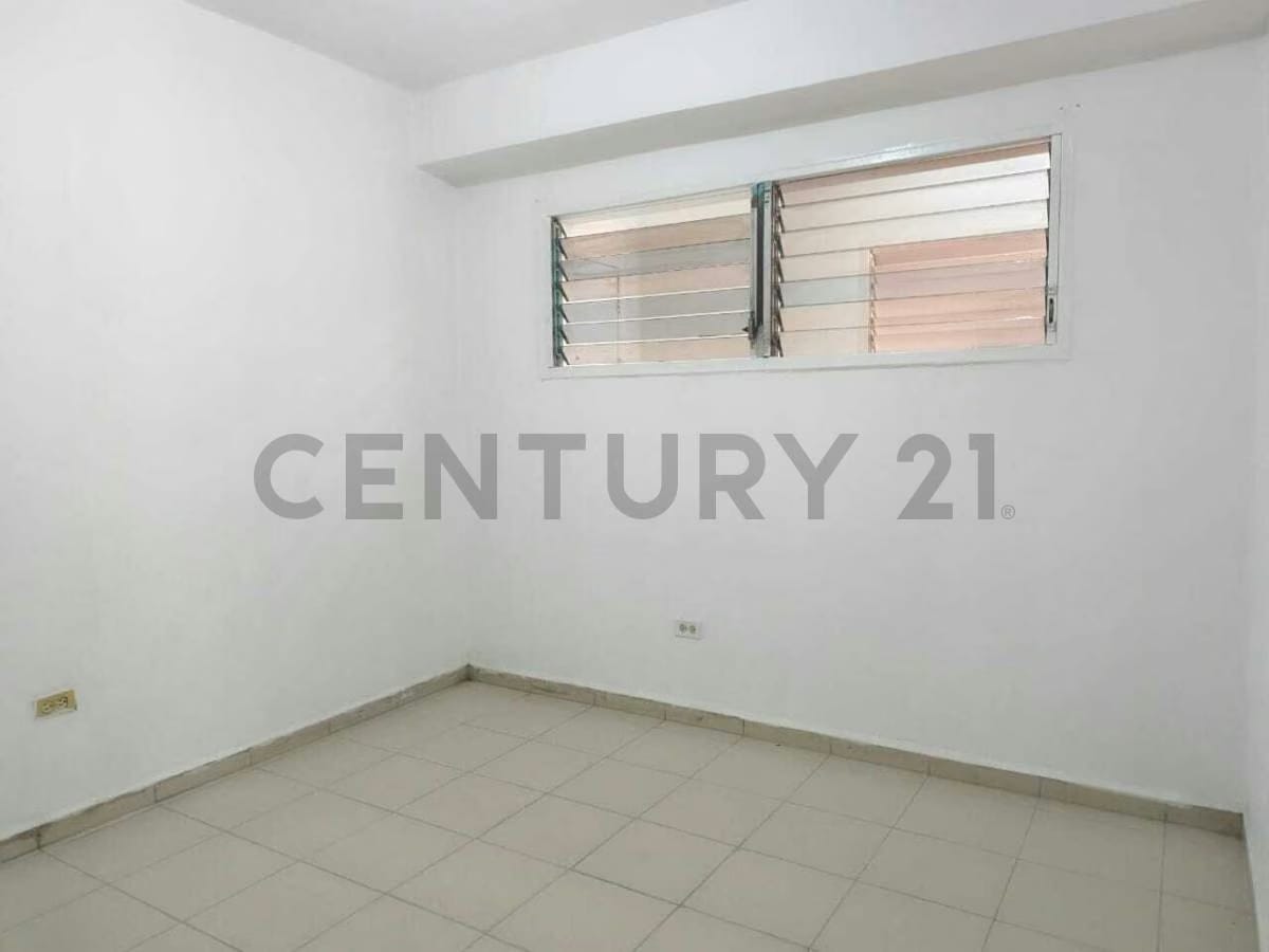 Amplio y Comodo Apartamento en Alquiler - 6