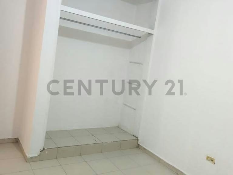 Amplio y Comodo Apartamento en Alquiler - 10