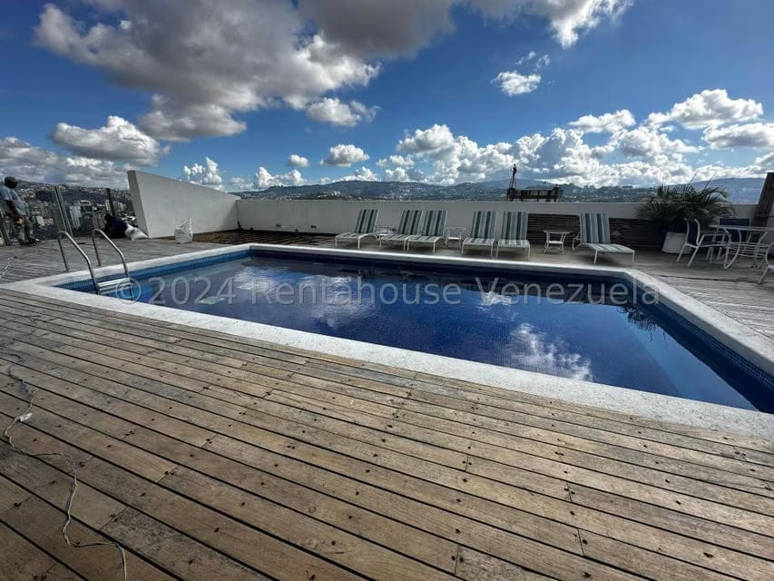 Apartamento (1 Nivel) en Venta en Santa Eduvigis, Distrito Metropolitano - 23