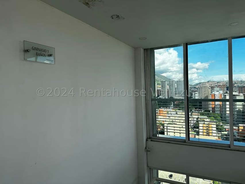 Apartamento (1 Nivel) en Venta en Santa Eduvigis, Distrito Metropolitano - 24