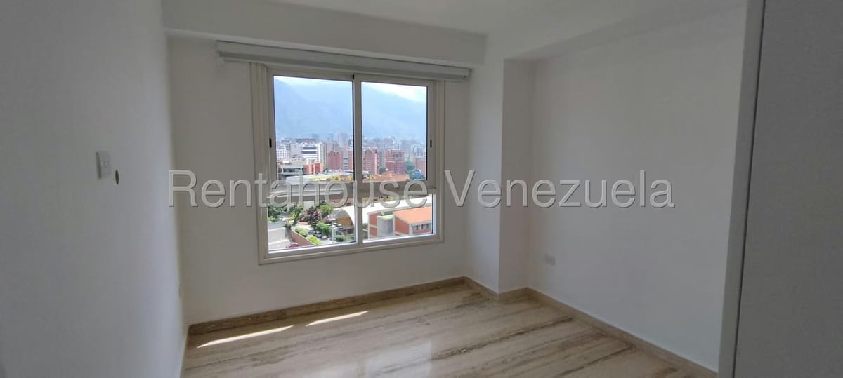 Apartamento (1 Nivel) en Venta en Las Mercedes, Distrito Metropolitano - 24