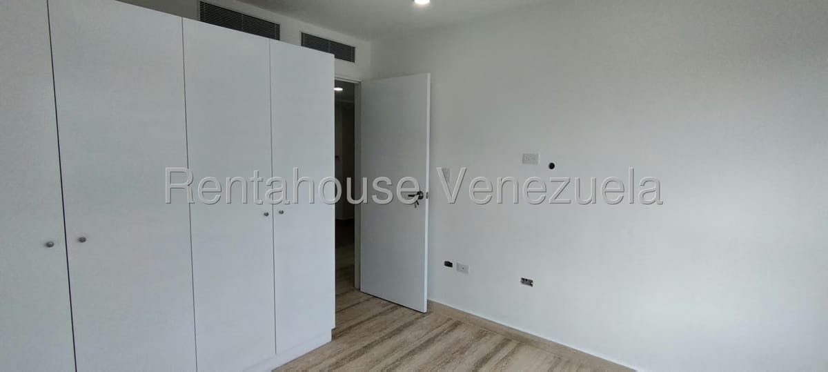 Apartamento (1 Nivel) en Venta en Las Mercedes, Distrito Metropolitano - 26