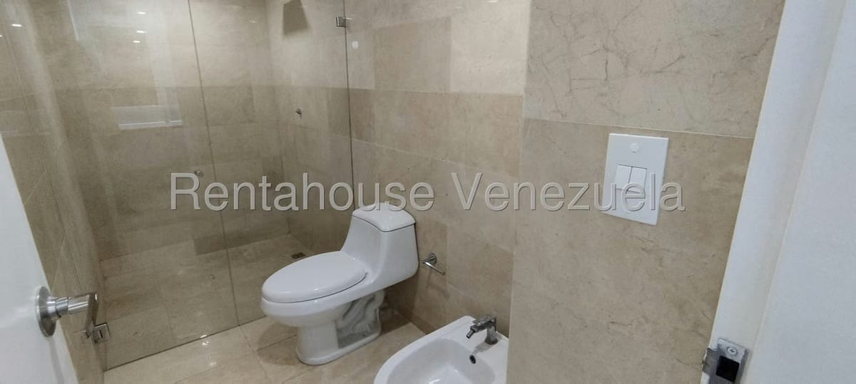 Apartamento (1 Nivel) en Venta en Las Mercedes, Distrito Metropolitano - 44