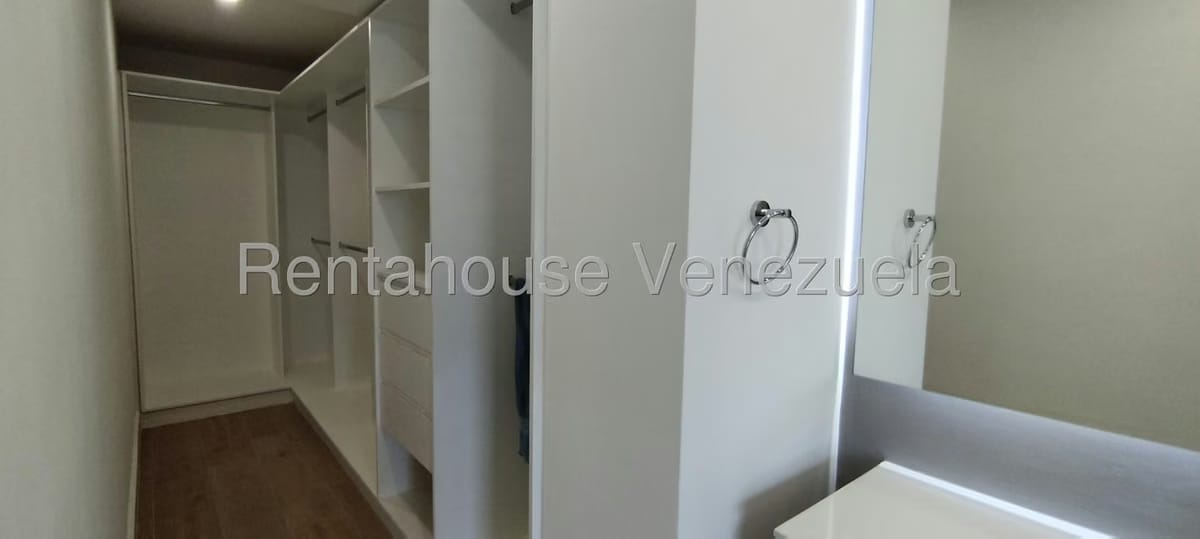 Apartamento (1 Nivel) en Venta en Las Mercedes, Distrito Metropolitano - 46