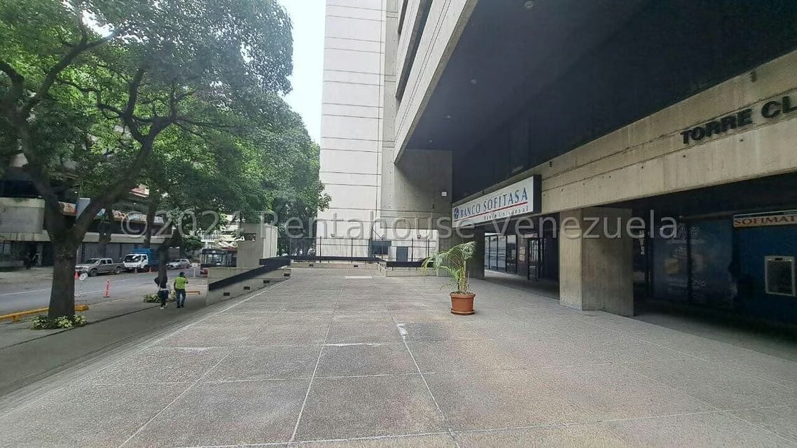 Comercial (Oficina) en Venta en El Rosal, Distrito Metropolitano - 2