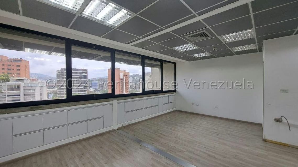 Comercial (Oficina) en Venta en El Rosal, Distrito Metropolitano - 13