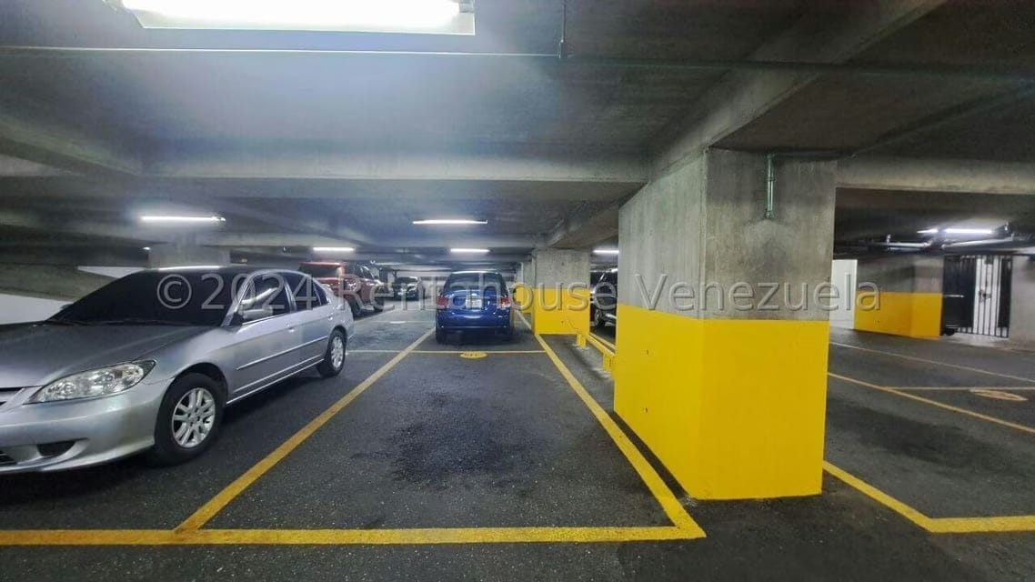 Comercial (Oficina) en Venta en El Rosal, Distrito Metropolitano - 23