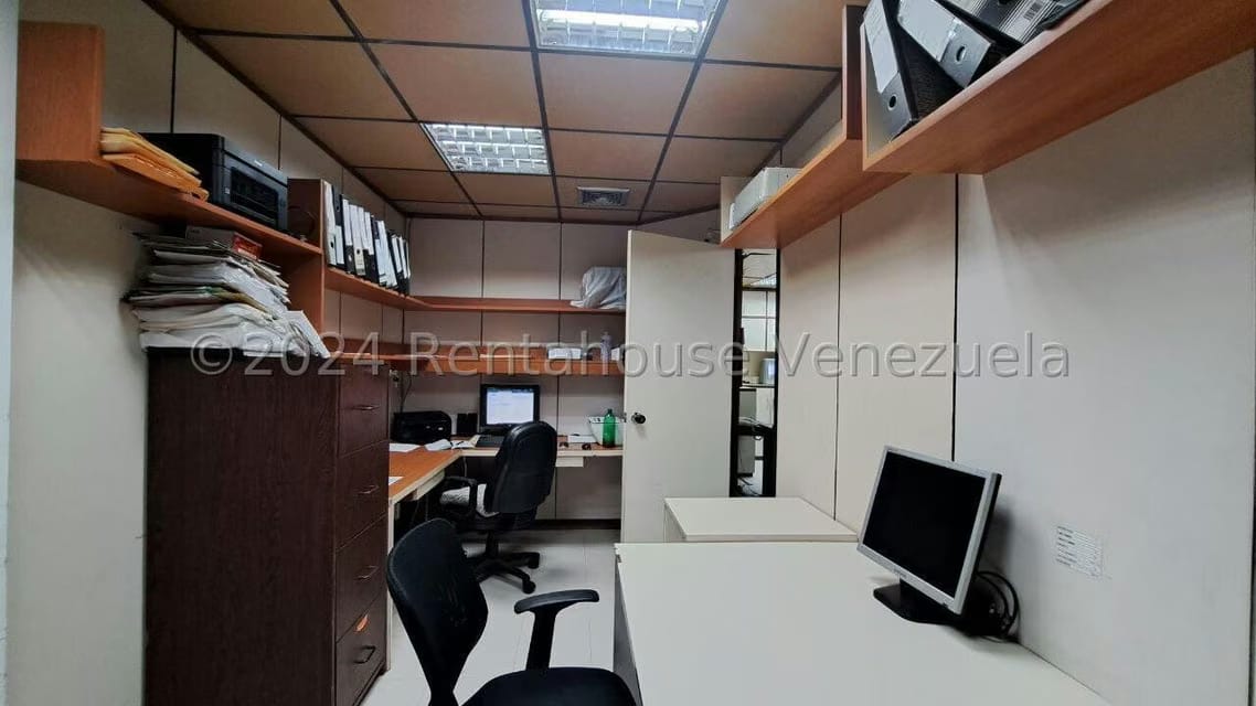 Comercial (Oficina) en Venta en El Rosal, Distrito Metropolitano - 8