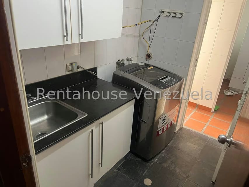 Casa (Multipes Niveles) en Venta en Los Naranjos del Cafetal, Distrito Metropolitano - 18