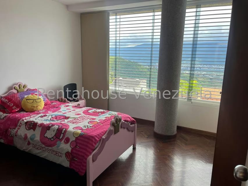 Casa (Multipes Niveles) en Venta en Los Naranjos del Cafetal, Distrito Metropolitano - 28