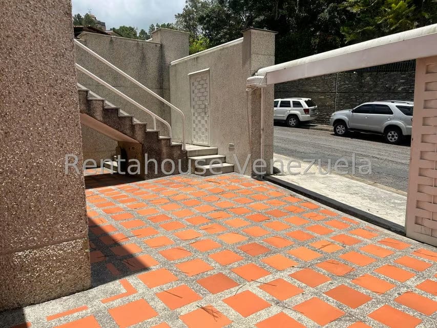 Casa (Multipes Niveles) en Venta en Los Naranjos del Cafetal, Distrito Metropolitano - 4