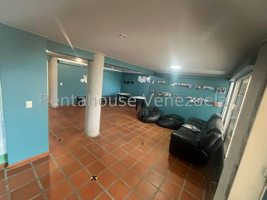 Casa (Multipes Niveles) en Venta en Los Naranjos del Cafetal, Distrito Metropolitano - 45