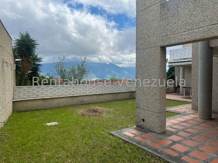 Casa (Multipes Niveles) en Venta en Los Naranjos del Cafetal, Distrito Metropolitano - 50