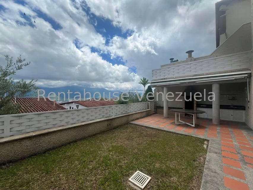 Casa (Multipes Niveles) en Venta en Los Naranjos del Cafetal, Distrito Metropolitano - 51