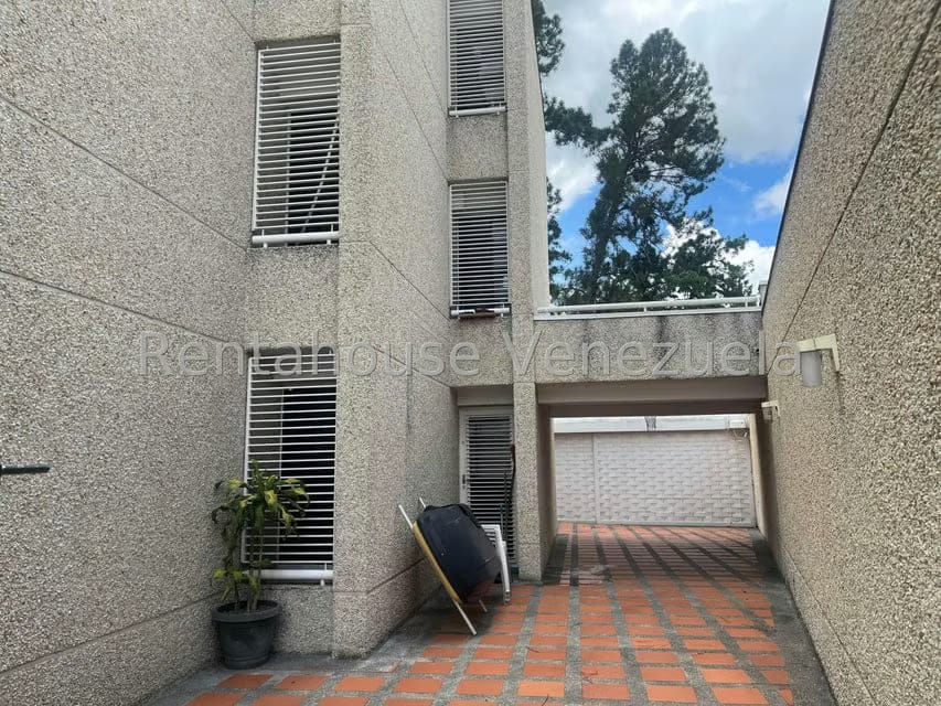 Casa (Multipes Niveles) en Venta en Los Naranjos del Cafetal, Distrito Metropolitano - 53