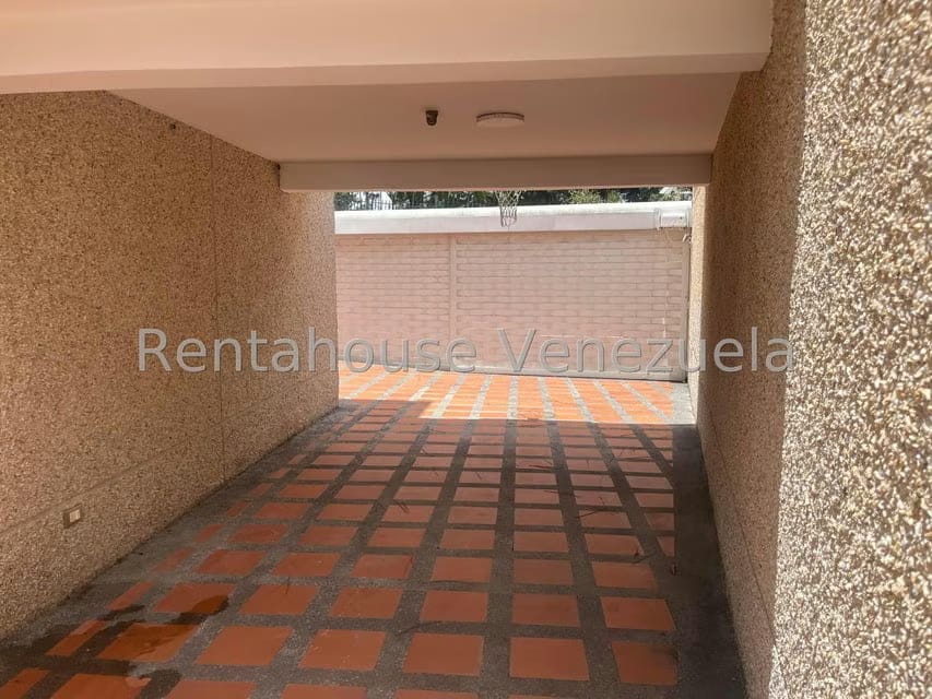 Casa (Multipes Niveles) en Venta en Los Naranjos del Cafetal, Distrito Metropolitano - 7