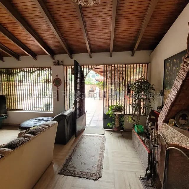 Casa (1 Nivel) en Venta en Prados del Este, Distrito Metropolitano - 30