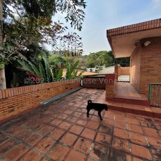 Casa (1 Nivel) en Venta en Prados del Este, Distrito Metropolitano - 39