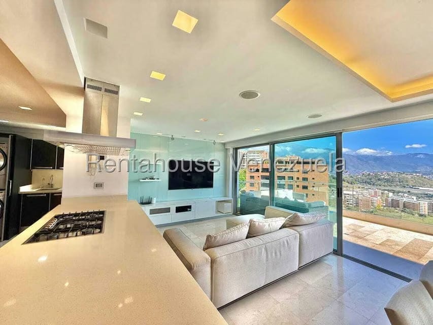 Apartamento (1 Nivel) en Alquiler en Lomas del Sol, Distrito Metropolitano - 6