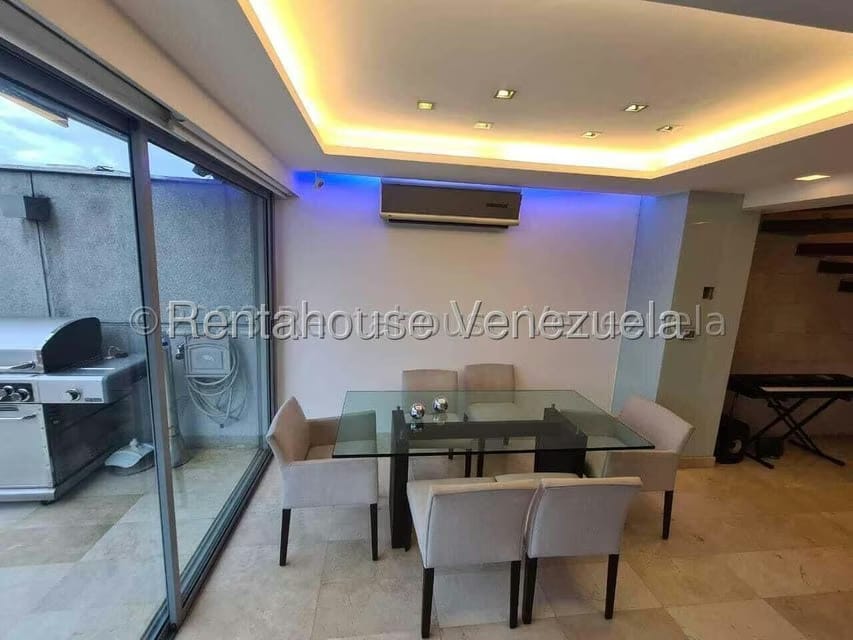Apartamento (1 Nivel) en Alquiler en Lomas del Sol, Distrito Metropolitano - 9