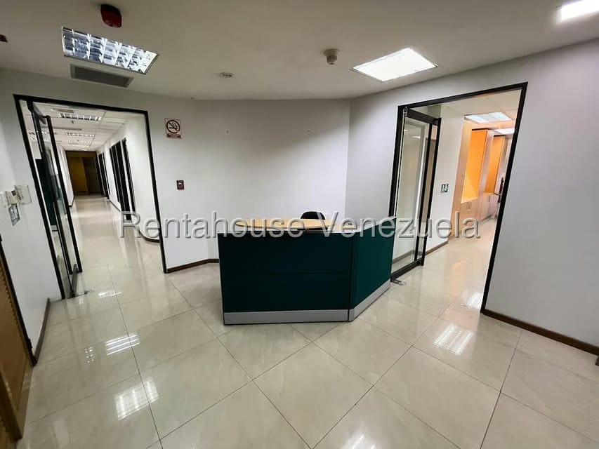 Comercial (Oficina) en Alquiler en Chacao, Distrito Metropolitano - 2
