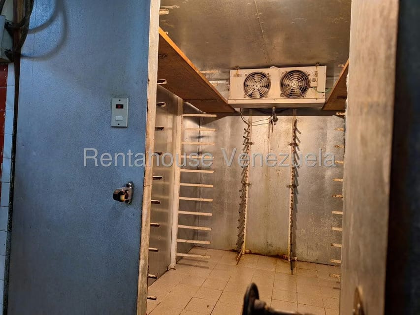 Comercial (Local Comercial) en Venta en San Bernardino, Distrito Metropolitano - 19