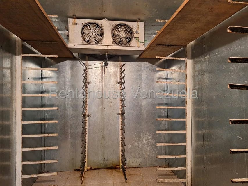 Comercial (Local Comercial) en Venta en San Bernardino, Distrito Metropolitano - 21