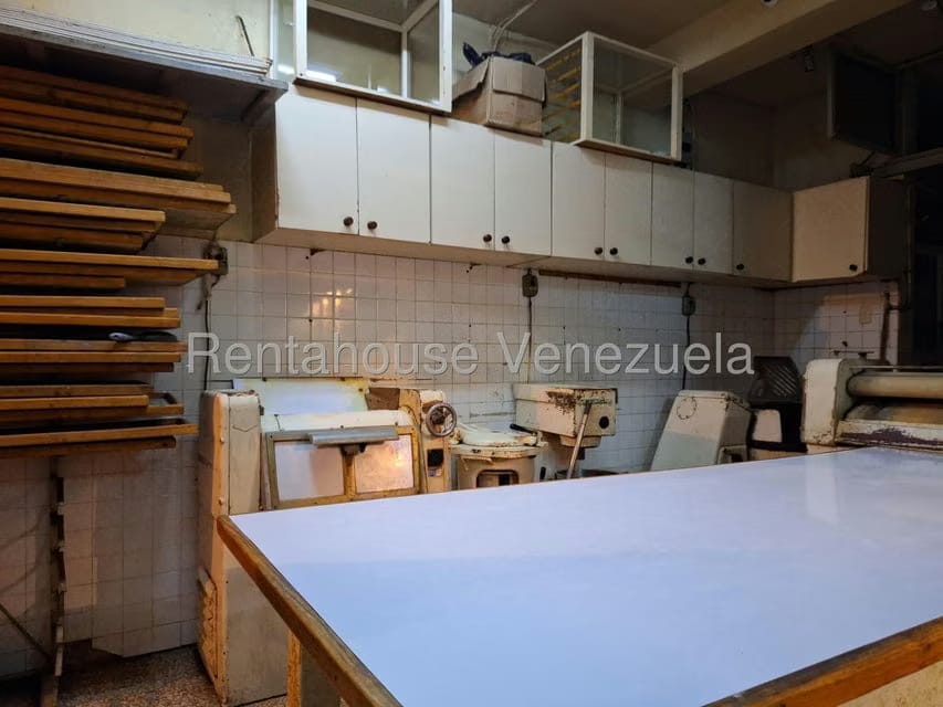 Comercial (Local Comercial) en Venta en San Bernardino, Distrito Metropolitano - 23