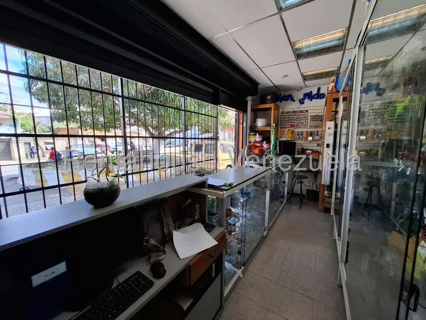 Comercial (Local Comercial) en Venta en Mariche, Distrito Metropolitano - 10