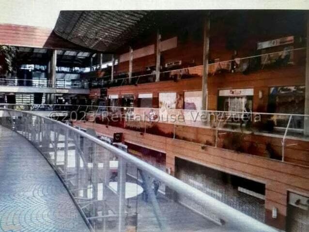 Comercial (Local Comercial) en Alquiler en Chacao, Distrito Metropolitano - 2