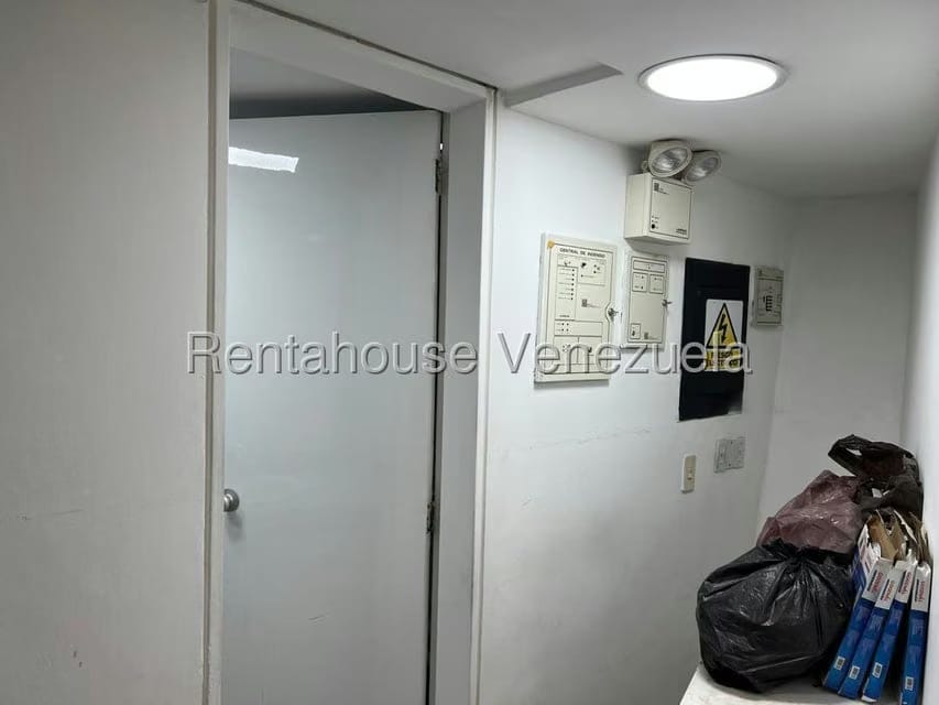Comercial (Local Comercial) en Alquiler en Chacao, Distrito Metropolitano - 16