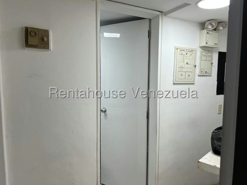 Comercial (Local Comercial) en Alquiler en Chacao, Distrito Metropolitano - 17
