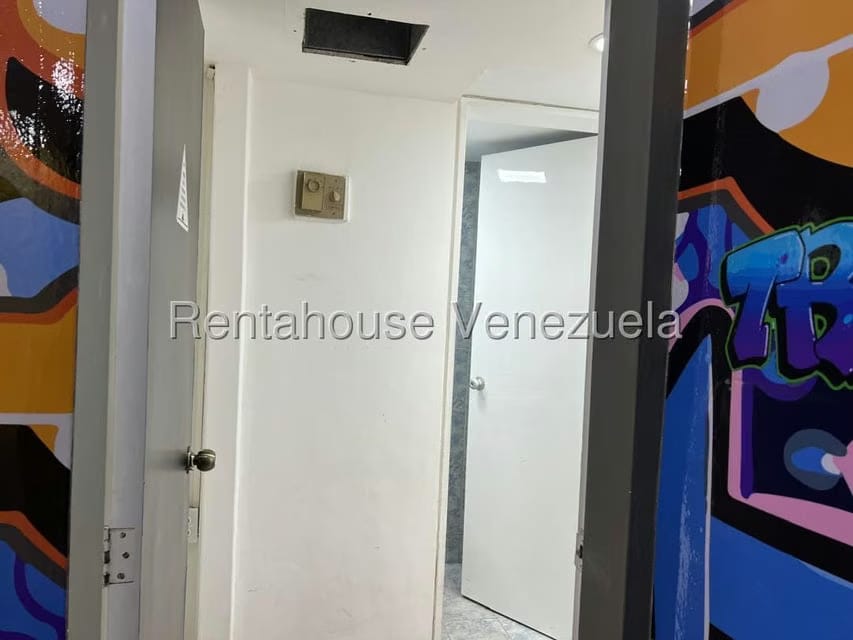Comercial (Local Comercial) en Alquiler en Chacao, Distrito Metropolitano - 18