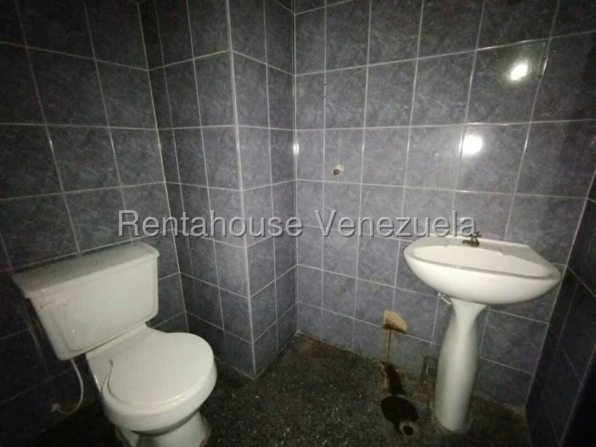 Comercial (Local Comercial) en Alquiler en Manongo, Carabobo - 4