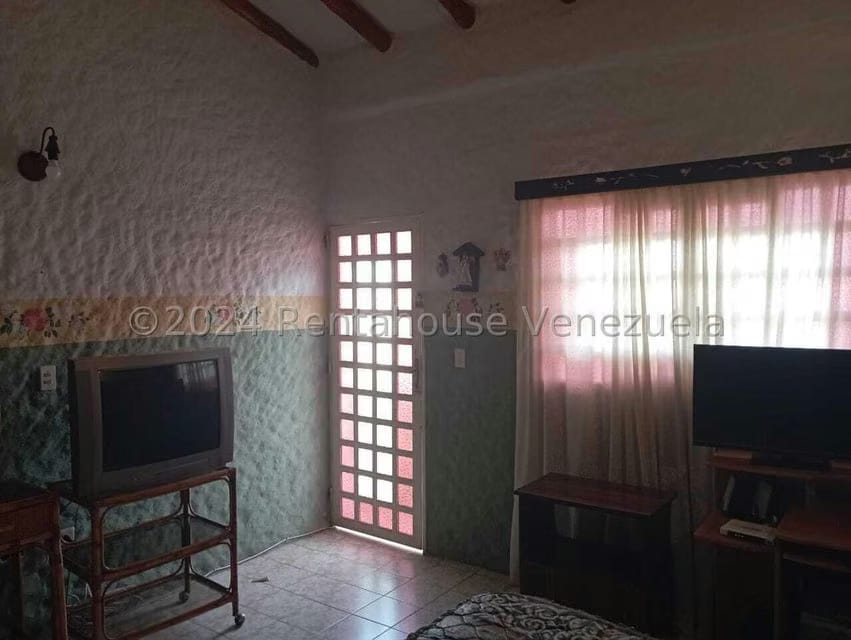 Casa (1 Nivel) en Venta en Avenida los Proceres, Merida - 24