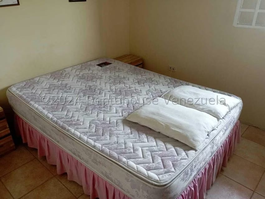 Casa (1 Nivel) en Venta en Avenida los Proceres, Merida - 36