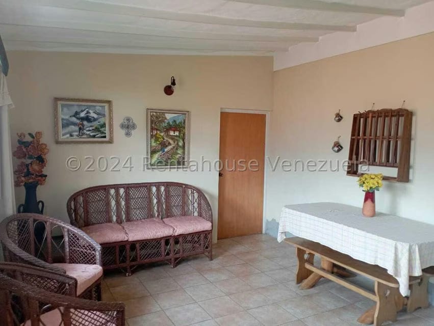 Casa (1 Nivel) en Venta en Avenida los Proceres, Merida - 53