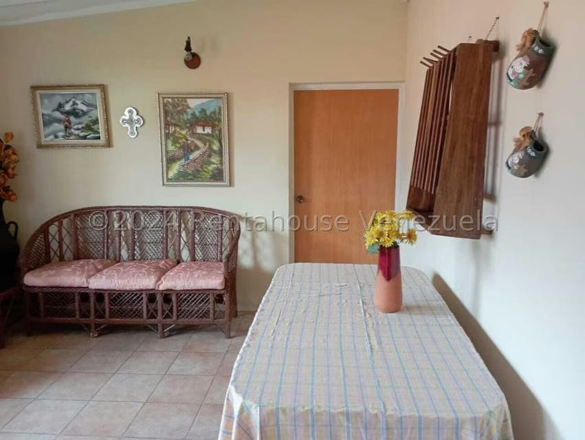 Casa (1 Nivel) en Venta en Avenida los Proceres, Merida - 54