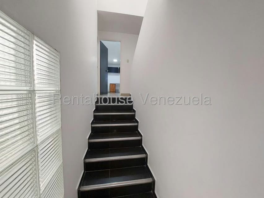 Comercial (Local Comercial) en Alquiler en Las Mercedes, Distrito Metropolitano - 5