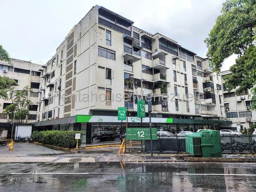 Comercial (Local Comercial) en Alquiler en Las Mercedes, Distrito Metropolitano - 10