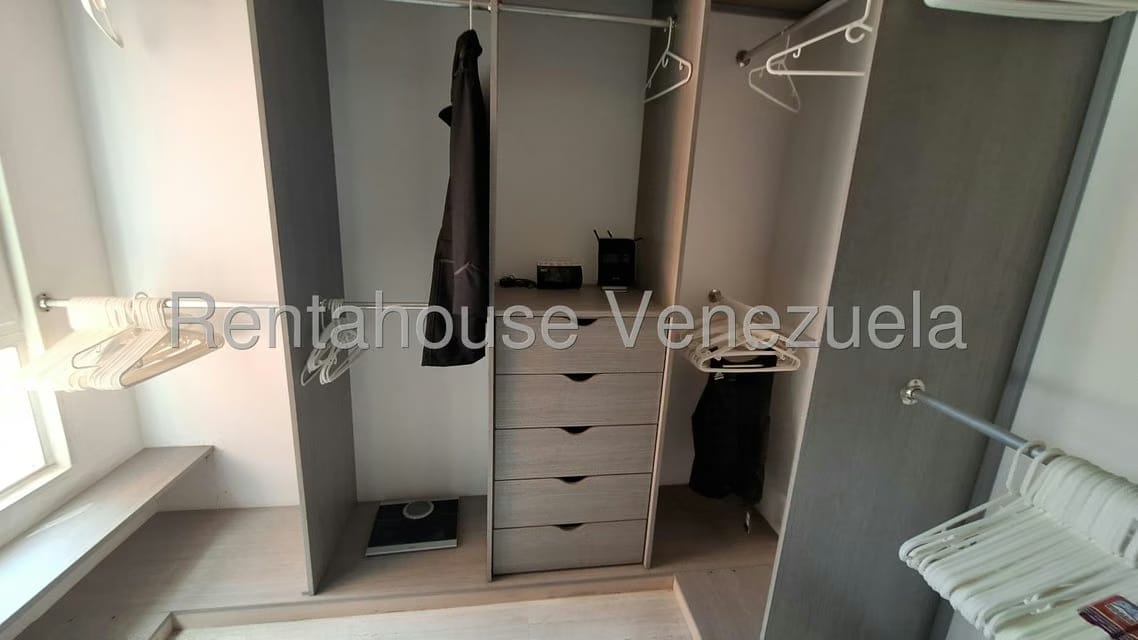 Apartamento (1 Nivel) en Venta en Lomas del Sol, Distrito Metropolitano - 27