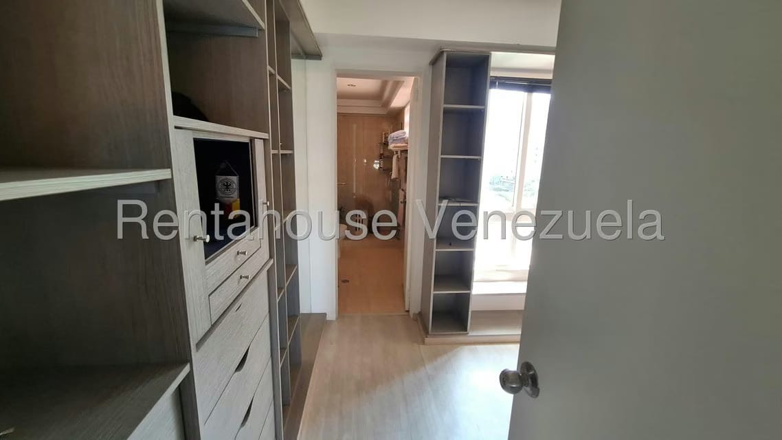Apartamento (1 Nivel) en Venta en Lomas del Sol, Distrito Metropolitano - 28