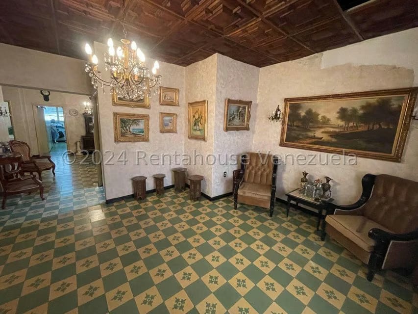 Casa (Duplex) en Venta en El Paraiso, Distrito Metropolitano - 17