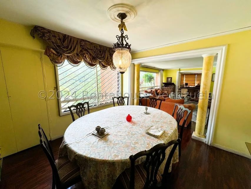 Apartamento (1 Nivel) en Venta en Los Dos Caminos, Distrito Metropolitano - 11
