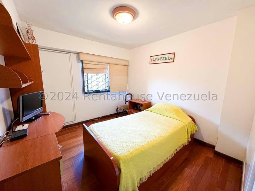 Apartamento (1 Nivel) en Venta en Los Dos Caminos, Distrito Metropolitano - 20