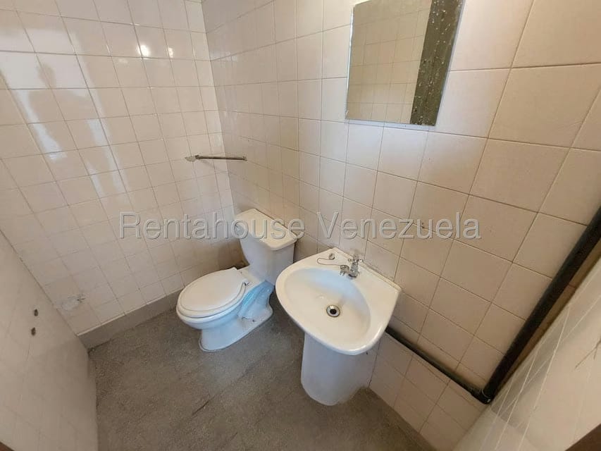 Comercial (Local Comercial) en Venta en Montalban III, Distrito Metropolitano - 12