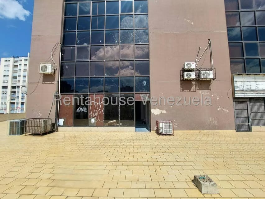 Comercial (Local Comercial) en Venta en Montalban III, Distrito Metropolitano - 18